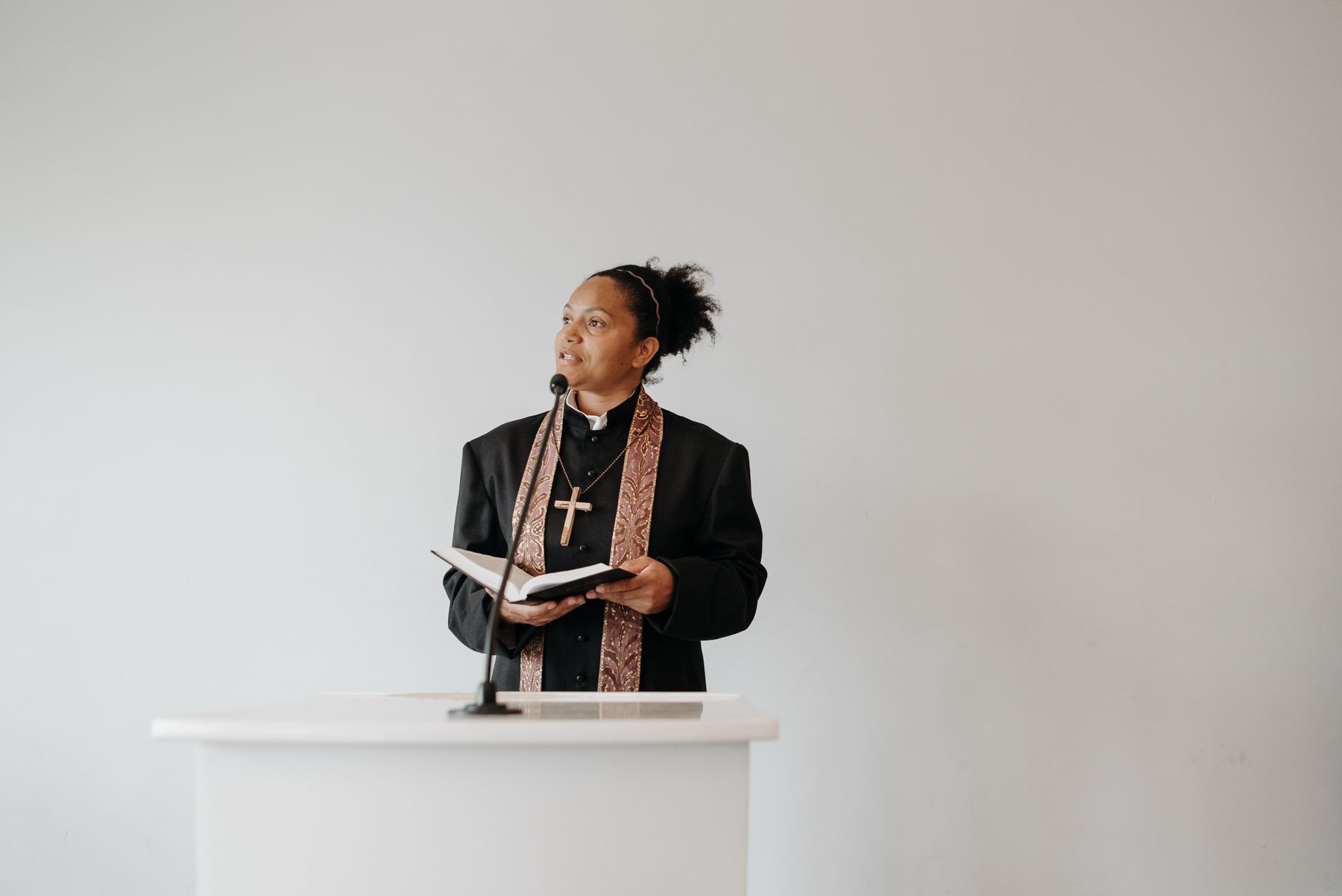 Pastor Ruth teaching on a Sunday morning